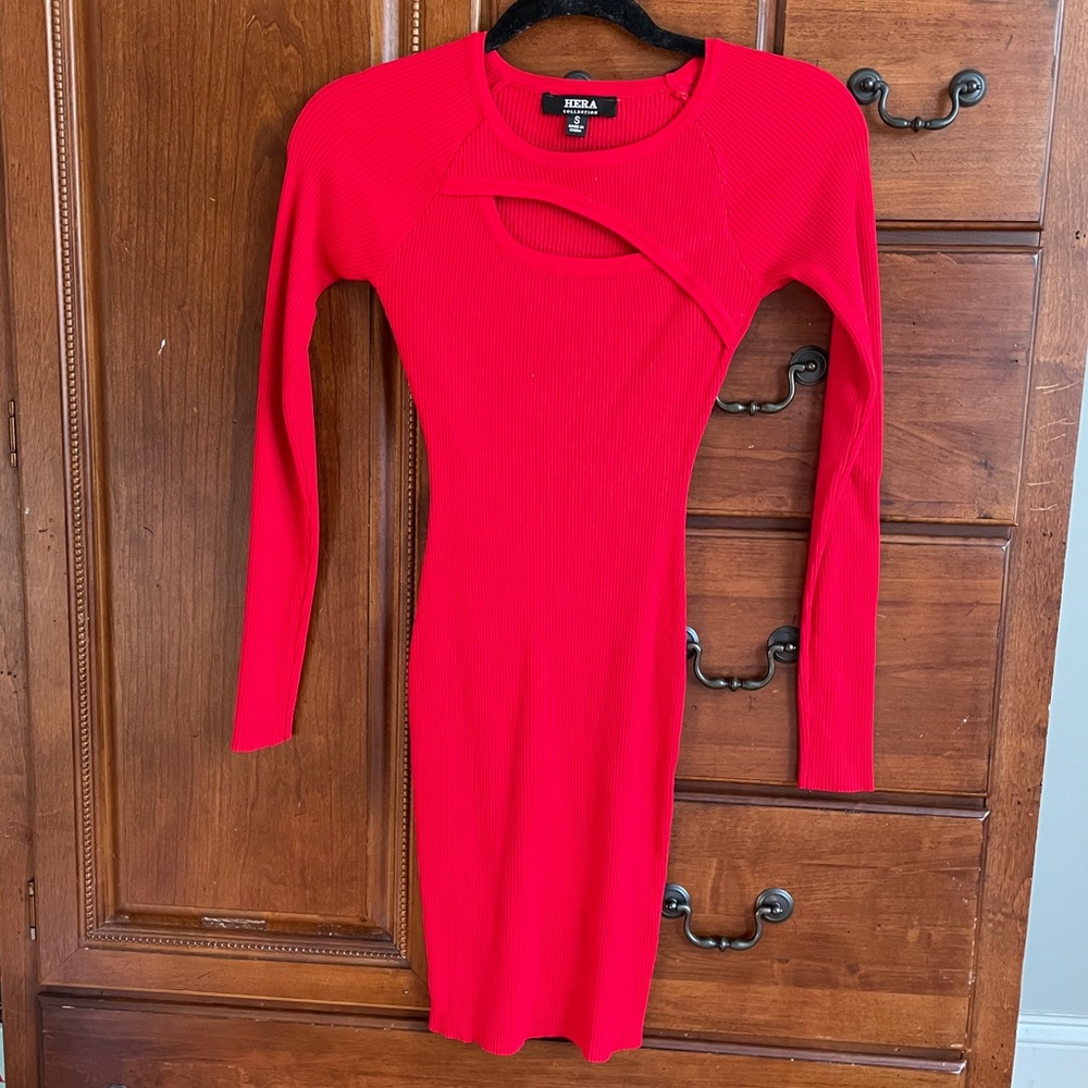 Red long sleeve body con dress